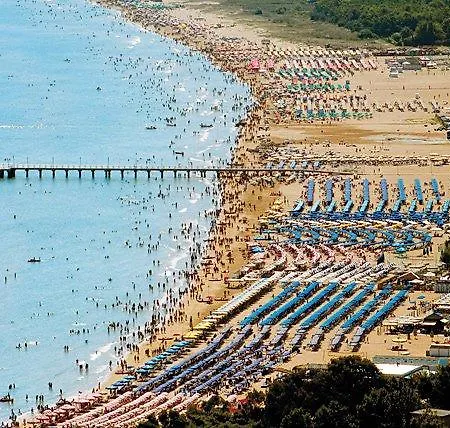 아파트 Prince Apartment